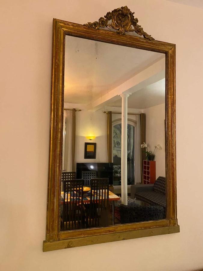 Romantic Apartment In Париж Экстерьер фото